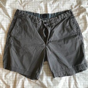 JCrew Size 33 7" Stretch Shorts in Light Grey